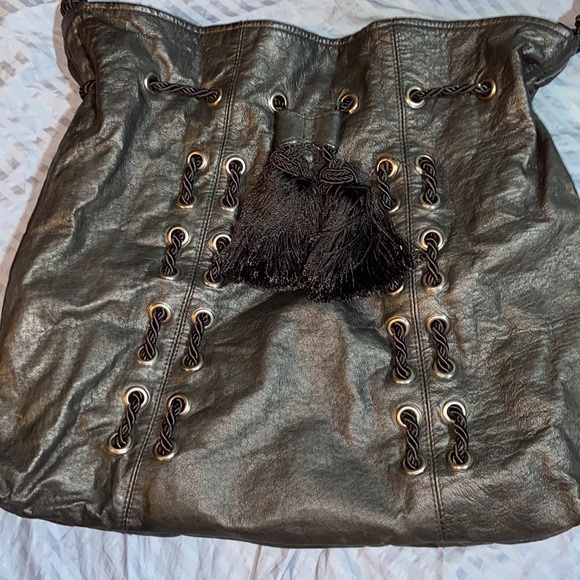 EUC SHIH by Stephanie Lin Black Leather drawstring Shoulder Bag - Picture 12 of 16